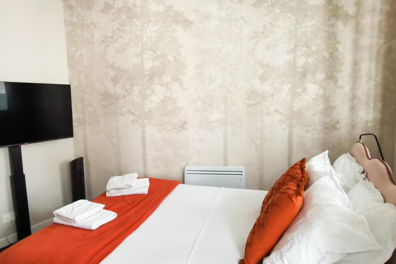 Les Appartements De La Nef D'Or Saint-Quentin  Exterior photo